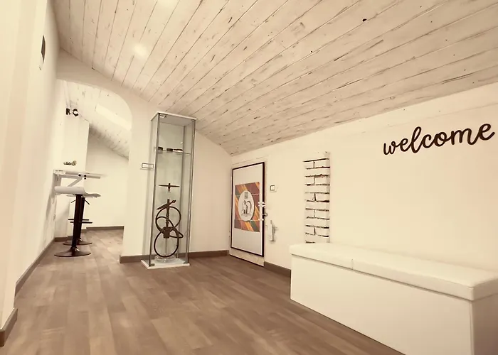 G-House